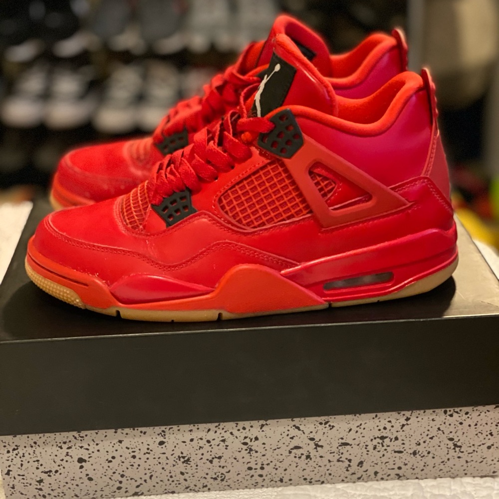 Air Jordan 4 Retro